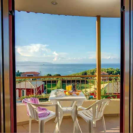 Marina-anna Aparthotel 3*