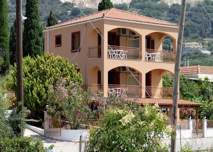 Marina-anna Apartahotel