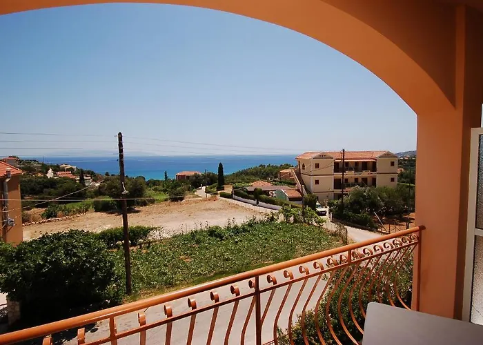 Apartahotel Marina-anna Afrato