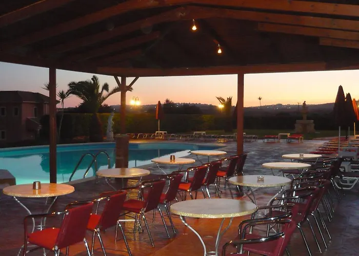 Apart-hotel Marina-anna 3*