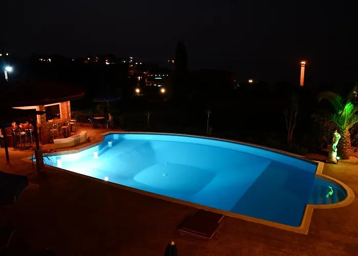 Marina-anna Apart-hotel 3*